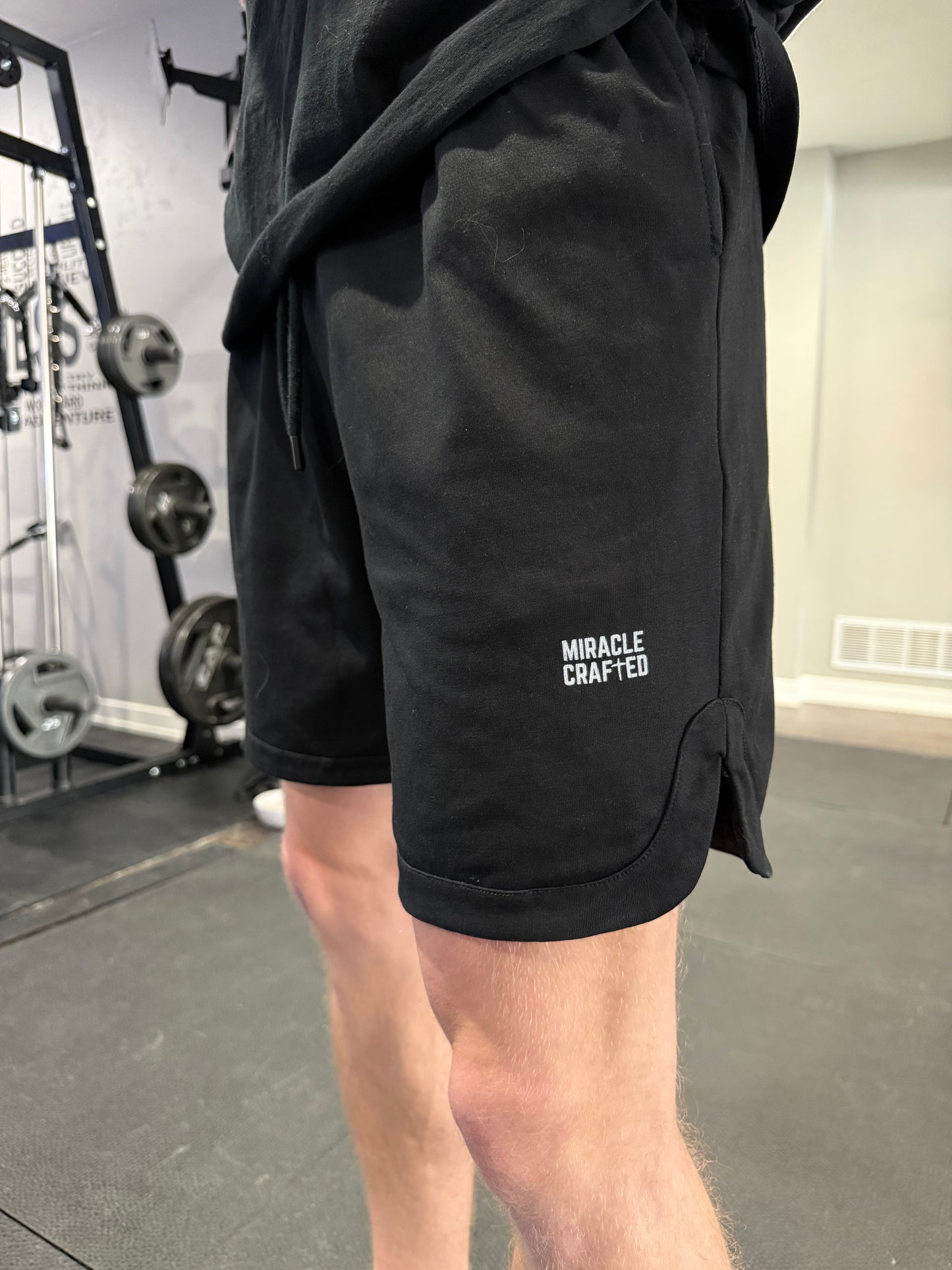 "Vertical Mark" Performance Shorts